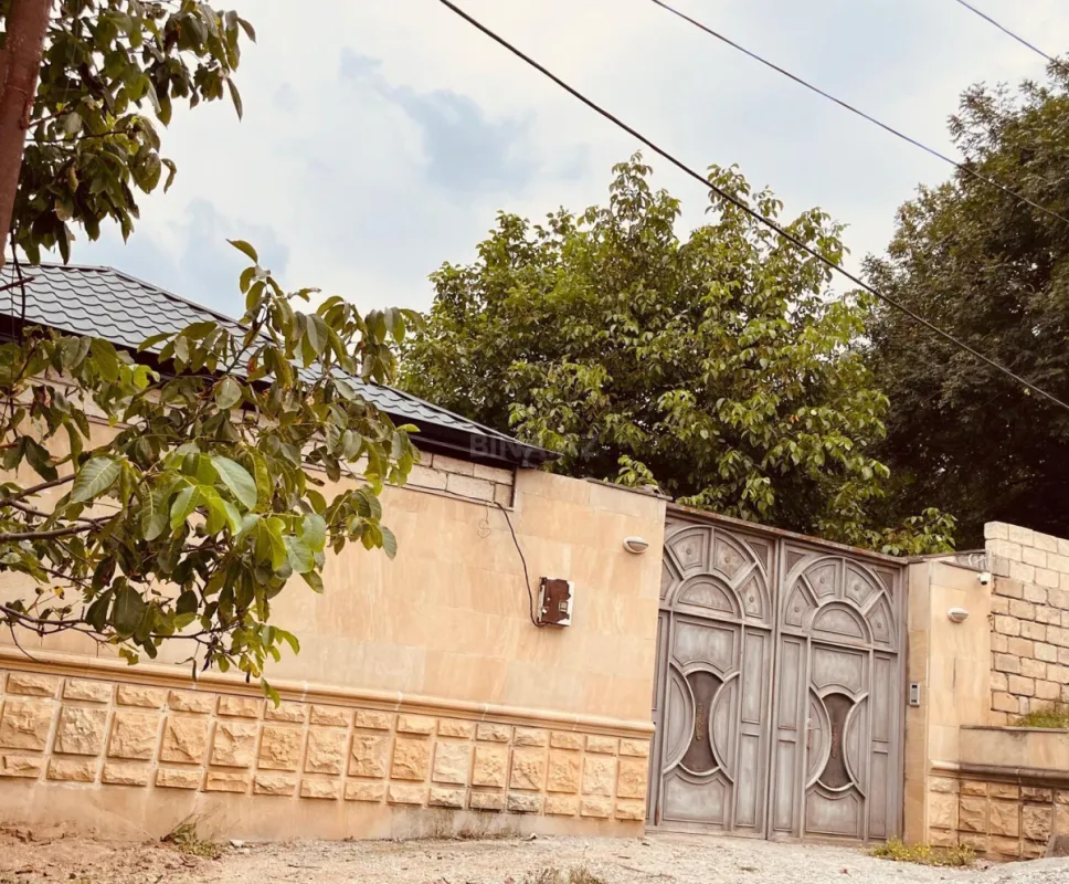 Kirayə verilir 6 otaqlı həyət evi 170 m²