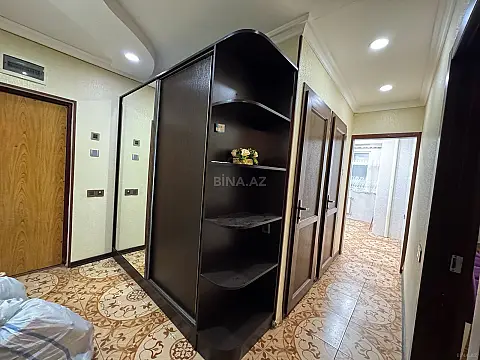 Satılır 3 otaqlı mənzil 82 m²