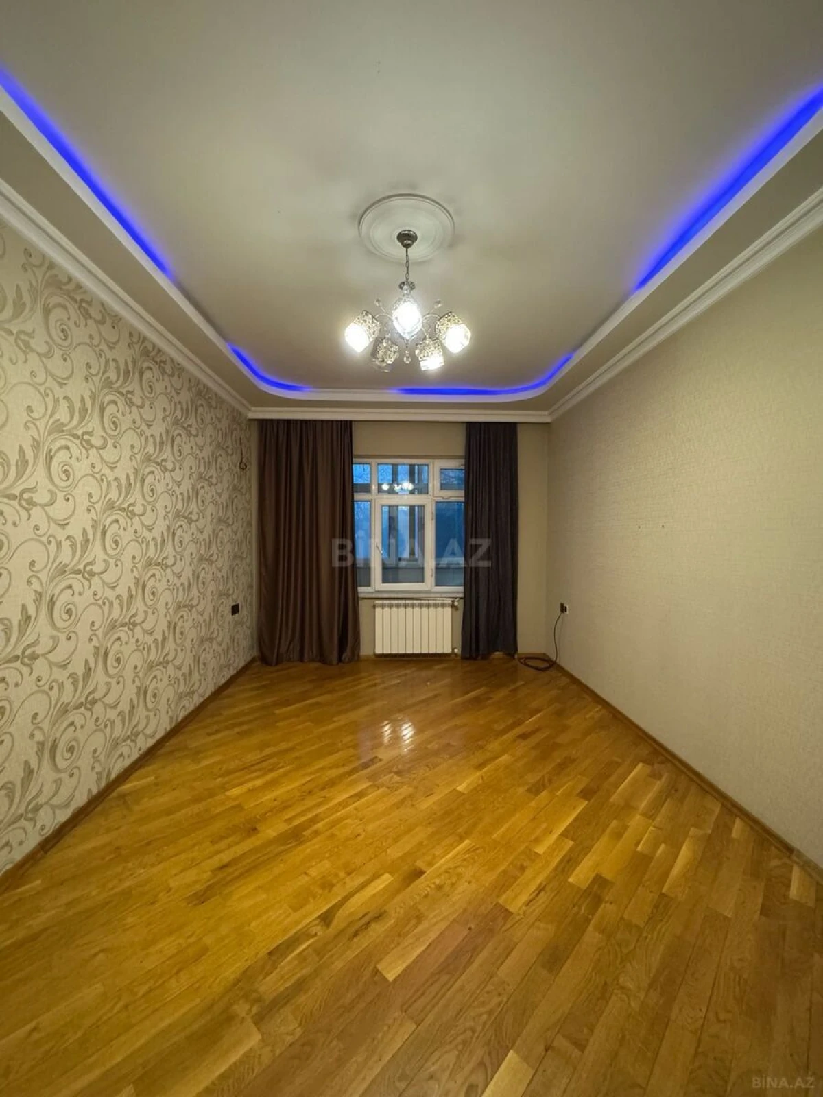 Satılır 3 otaqlı mənzil 82 m²