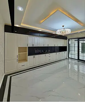 Satılır 7 otaqlı həyət evi 450 m²
