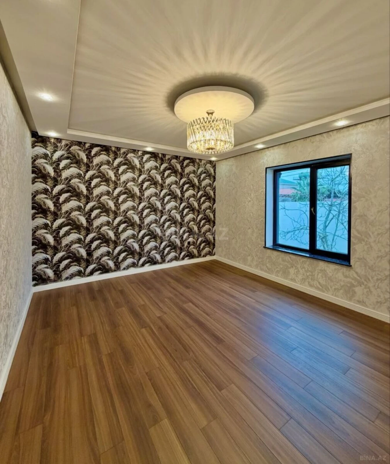 Satılır 7 otaqlı həyət evi 450 m²