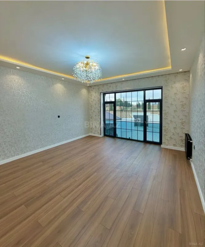 Satılır 7 otaqlı həyət evi 450 m²