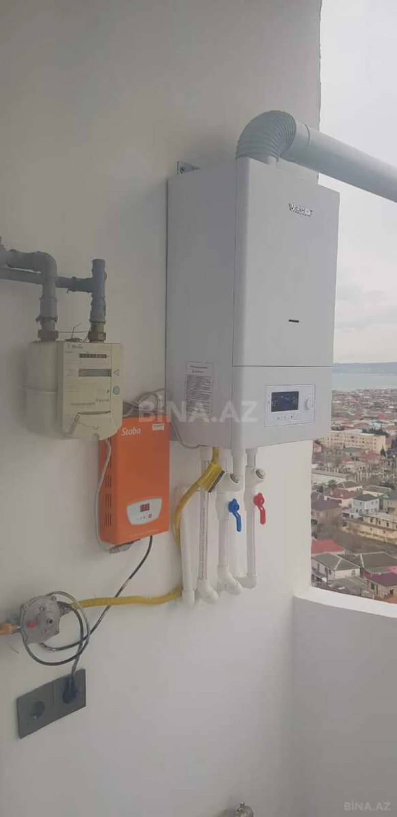 Satılır 3 otaqlı mənzil 82 m²