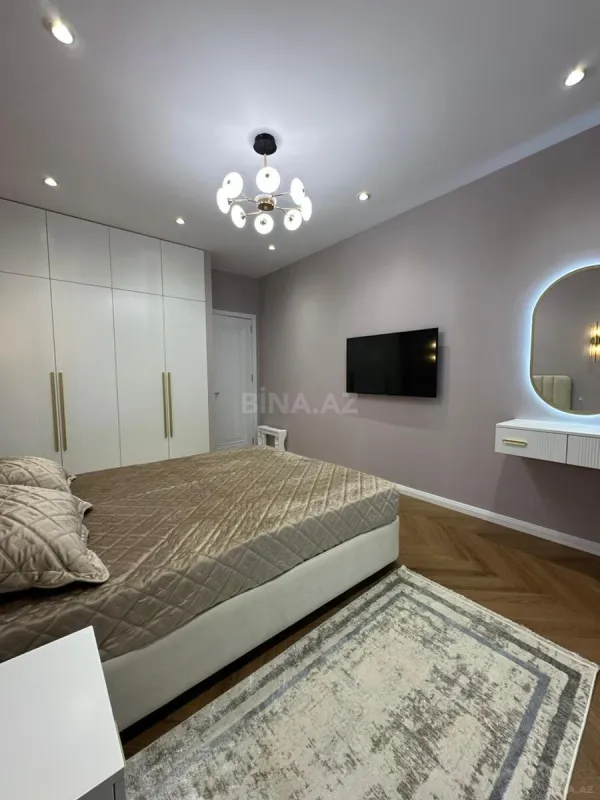 Satılır 3 otaqlı mənzil 110 m²