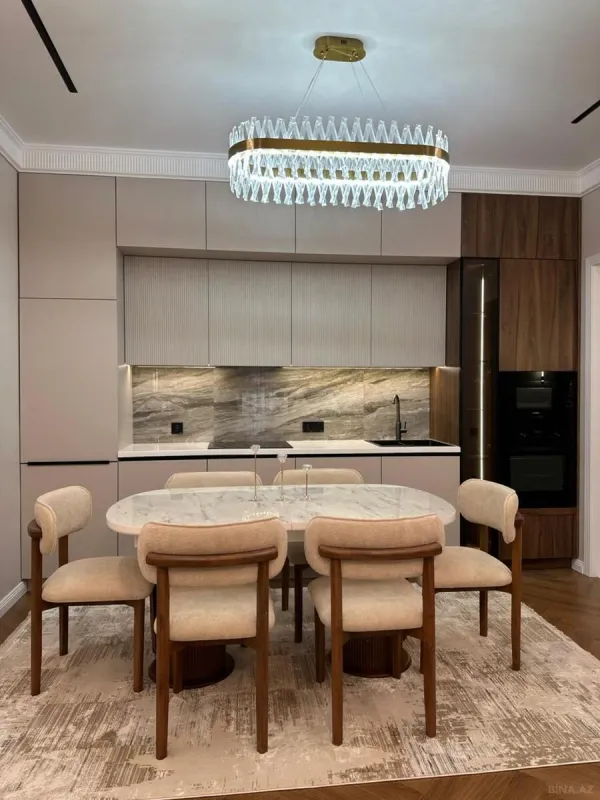 Satılır 3 otaqlı mənzil 110 m²