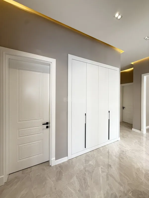 Satılır 4 otaqlı həyət evi 160 m²