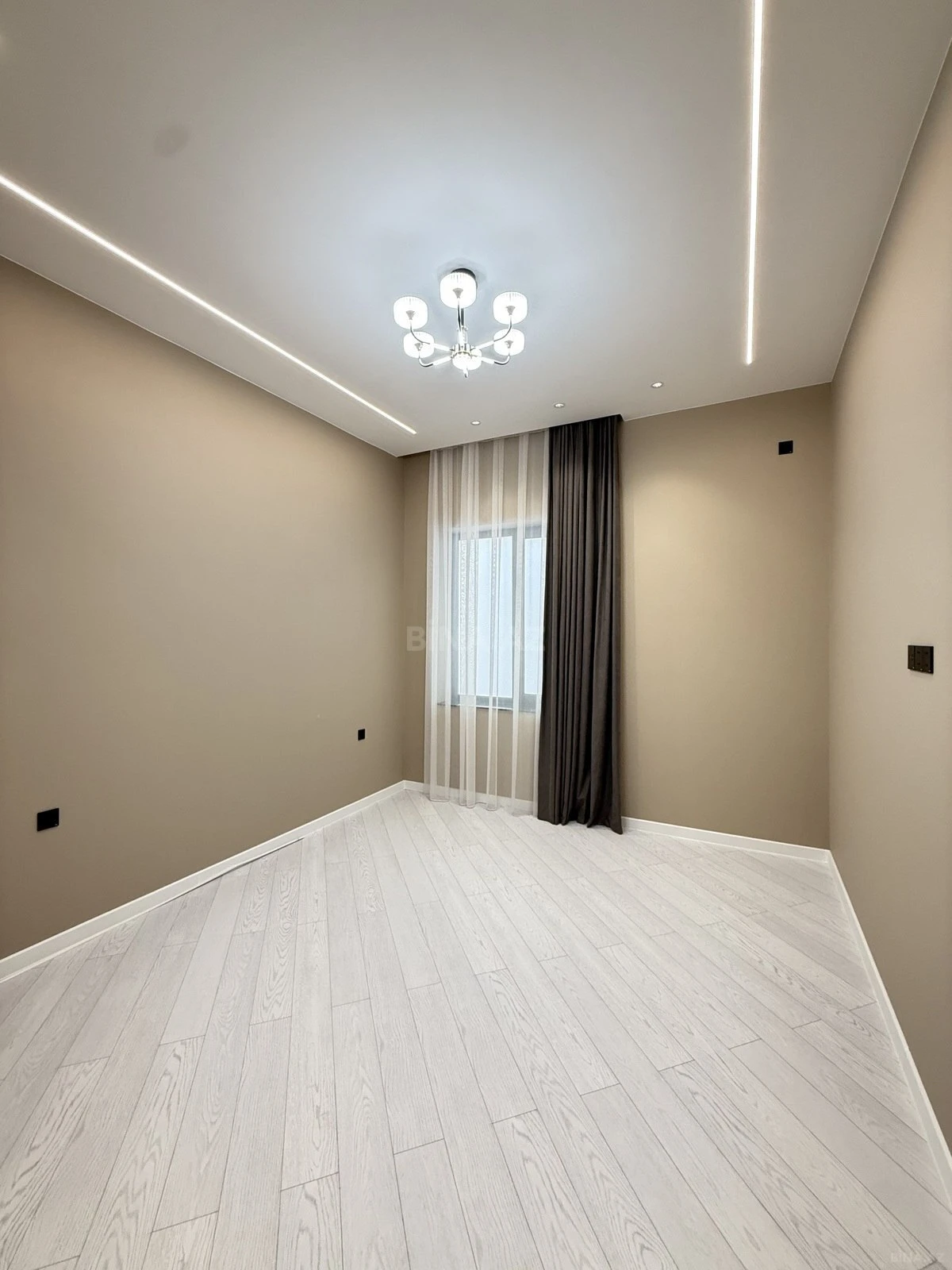 Satılır 4 otaqlı həyət evi 160 m²