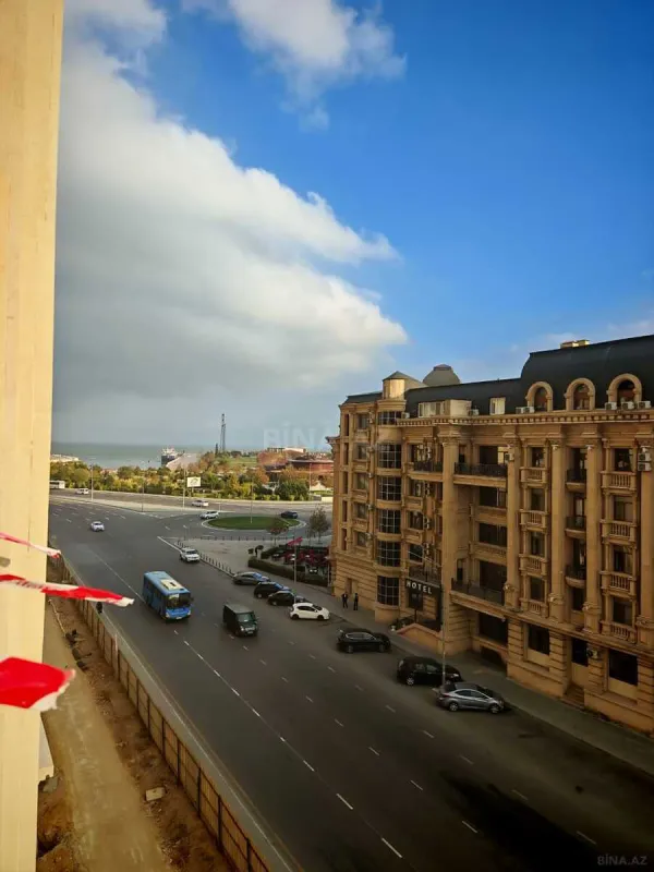 Satılır 2 otaqlı mənzil 124.3 m²