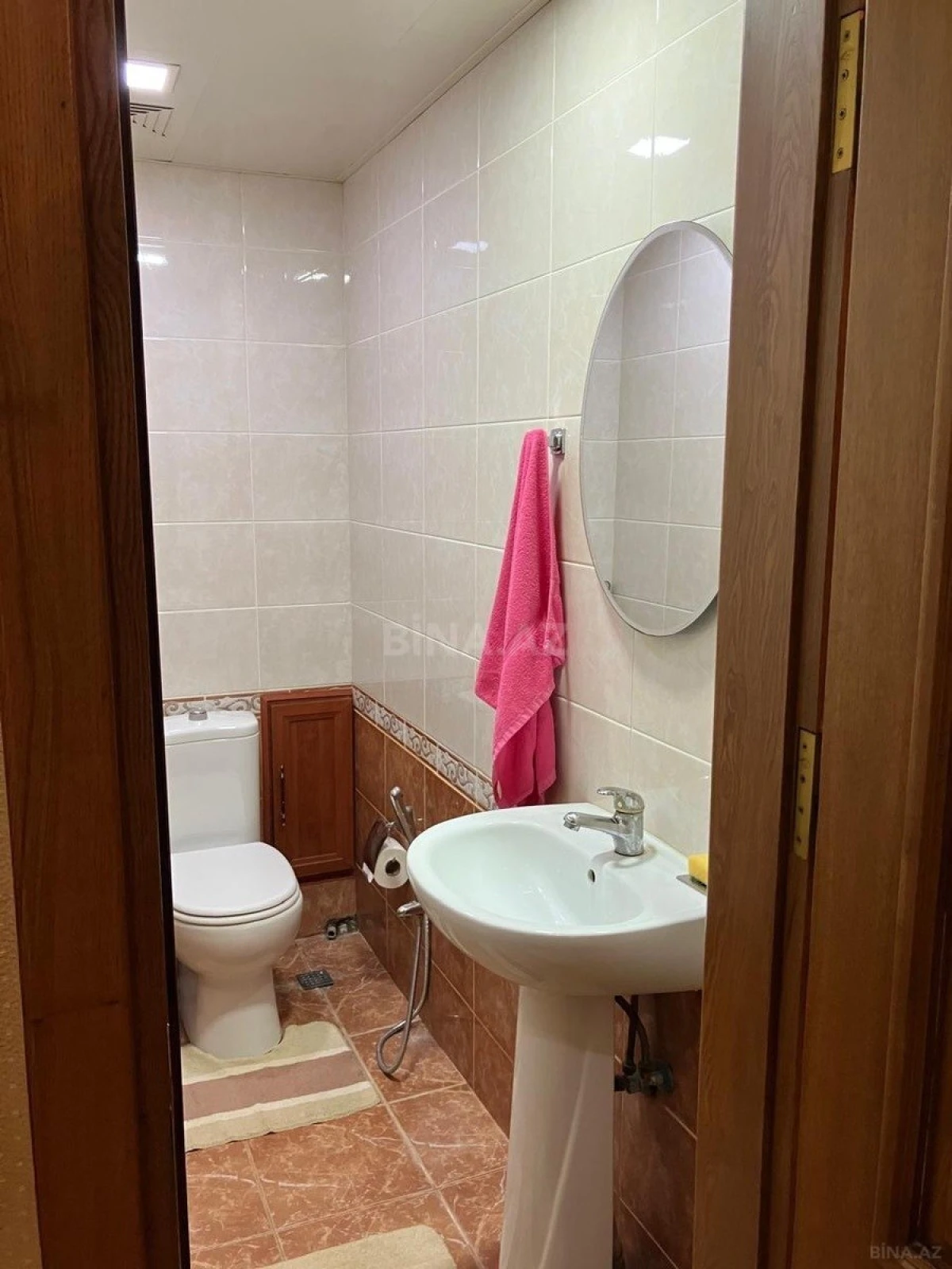 Kirayə verilir 2 otaqlı mənzil 75 m²