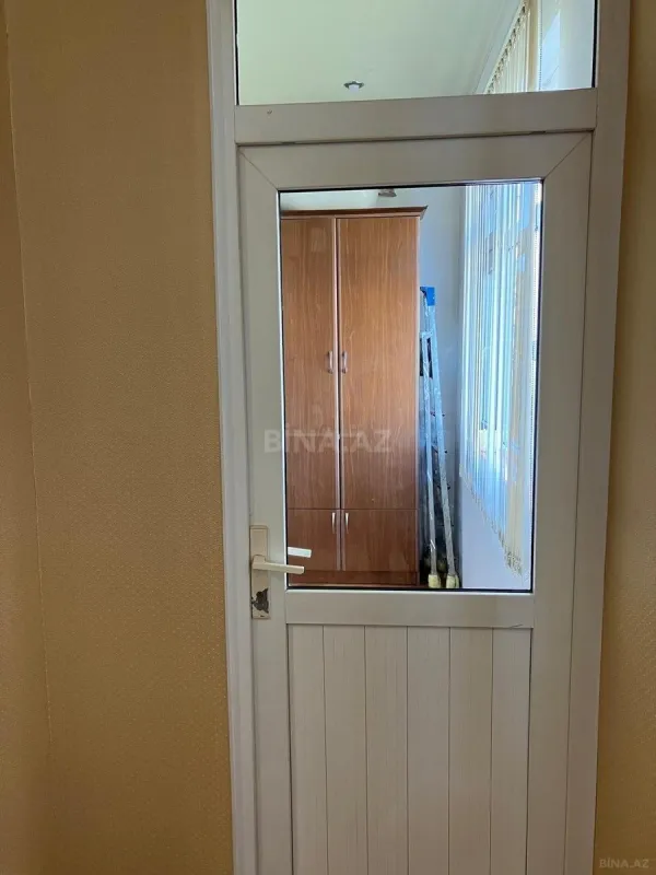 Kirayə verilir 2 otaqlı mənzil 75 m²