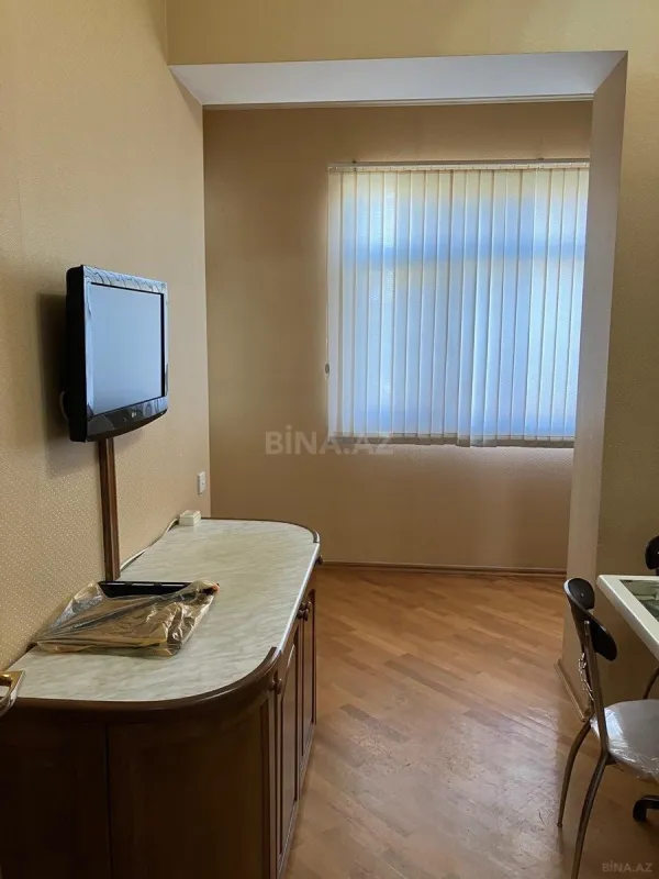 Kirayə verilir 2 otaqlı mənzil 75 m²