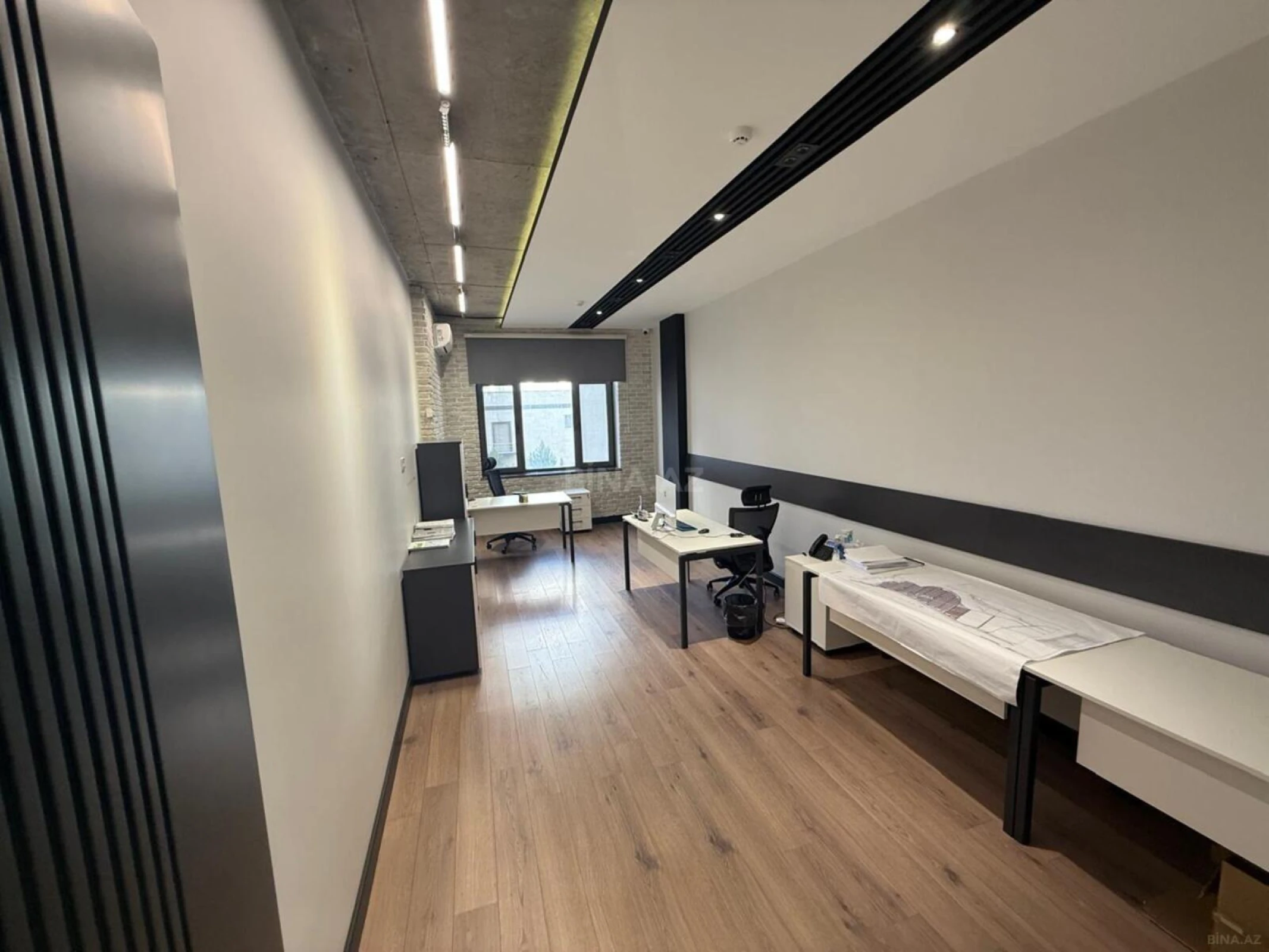 Satılır 4 otaqlı mənzil 231 m²