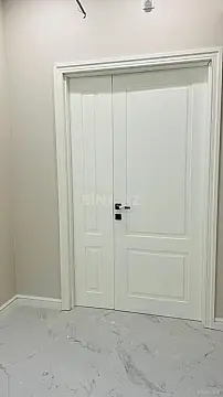 Satılır 4 otaqlı mənzil 130 m²