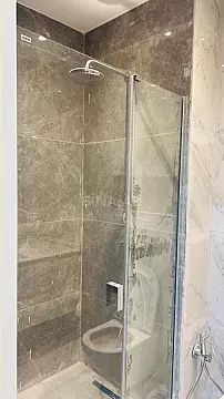 Satılır 4 otaqlı mənzil 130 m²