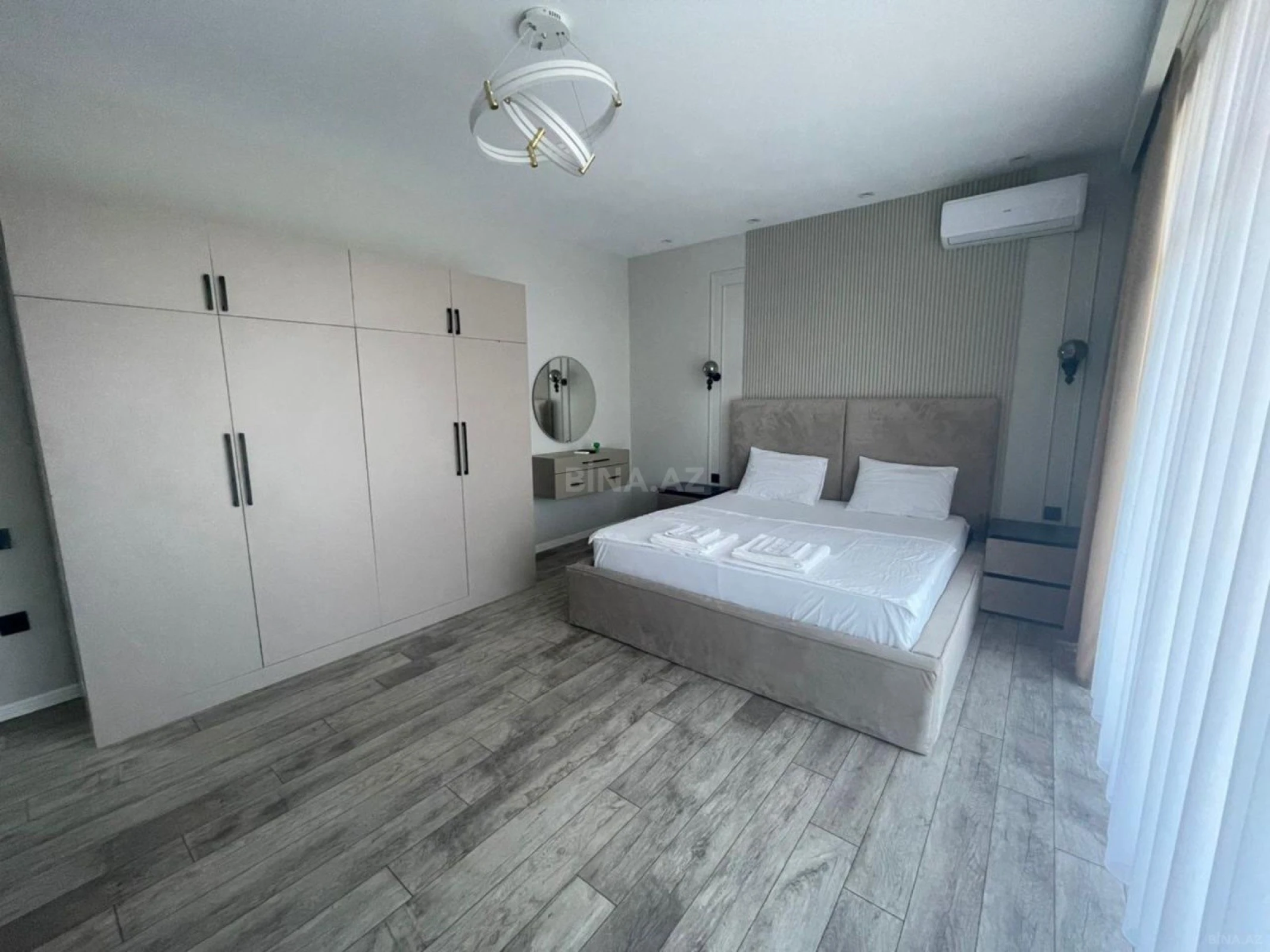 Kirayə verilir 5 otaqlı həyət evi 380 m²