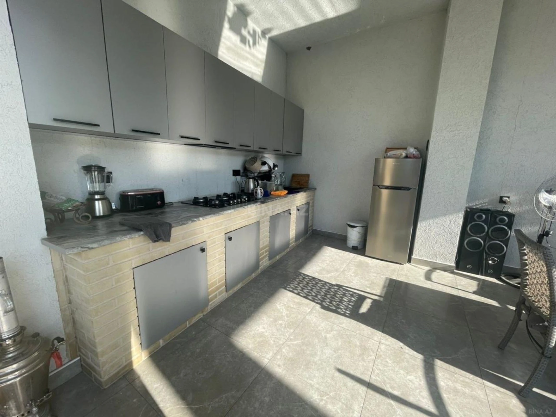 Kirayə verilir 5 otaqlı həyət evi 380 m²