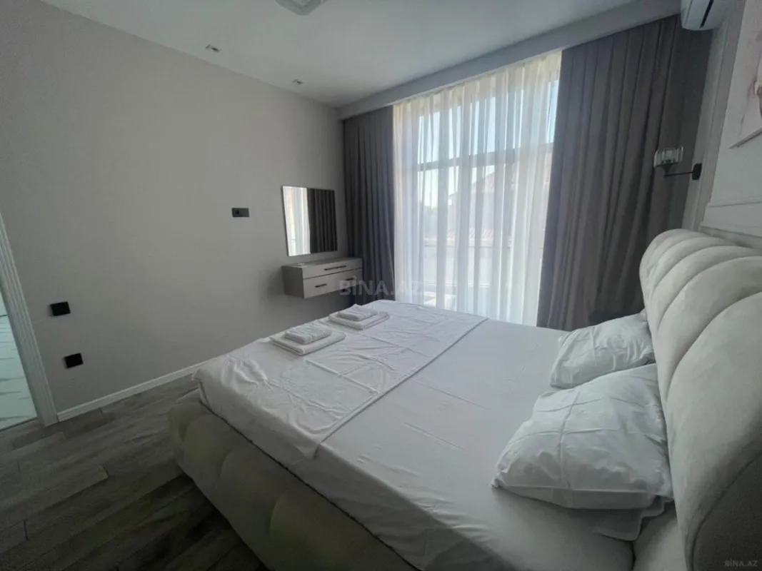 Kirayə verilir 5 otaqlı həyət evi 380 m²