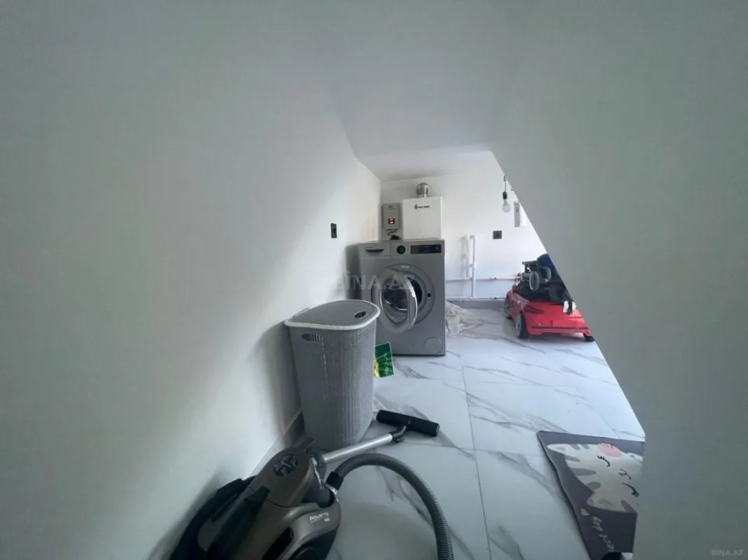 Kirayə verilir 5 otaqlı həyət evi 380 m²