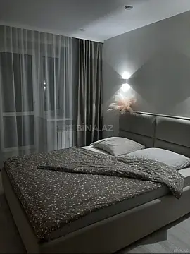 Kirayə verilir 3 otaqlı mənzil 120 m²