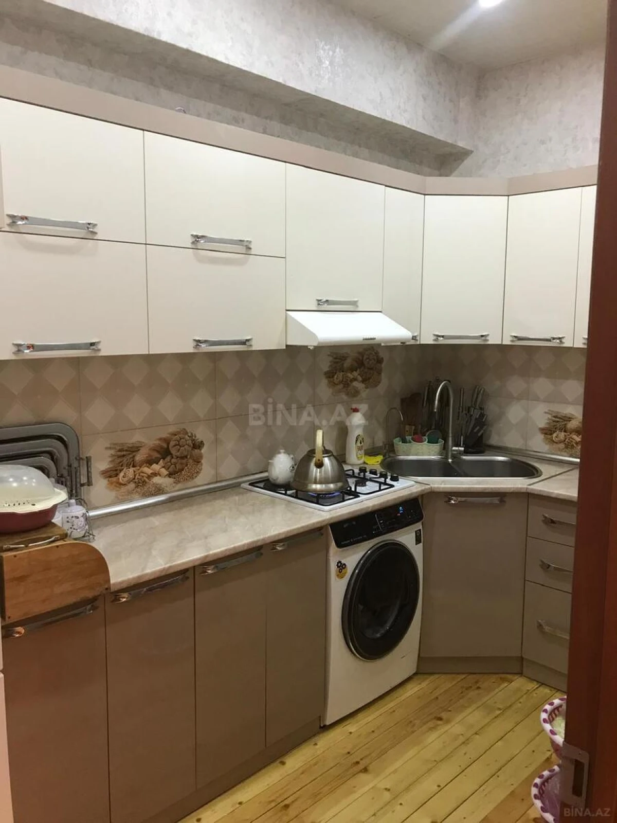 Satılır 2 otaqlı mənzil 74 m²