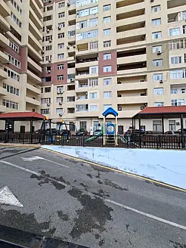 Satılır 2 otaqlı mənzil 74 m²