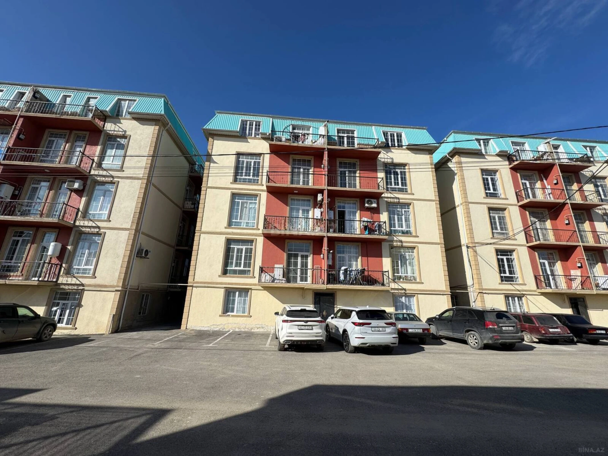 Satılır 2 otaqlı mənzil 48 m²