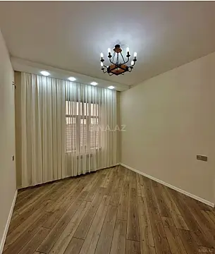 Satılır 5 otaqlı həyət evi 220 m²