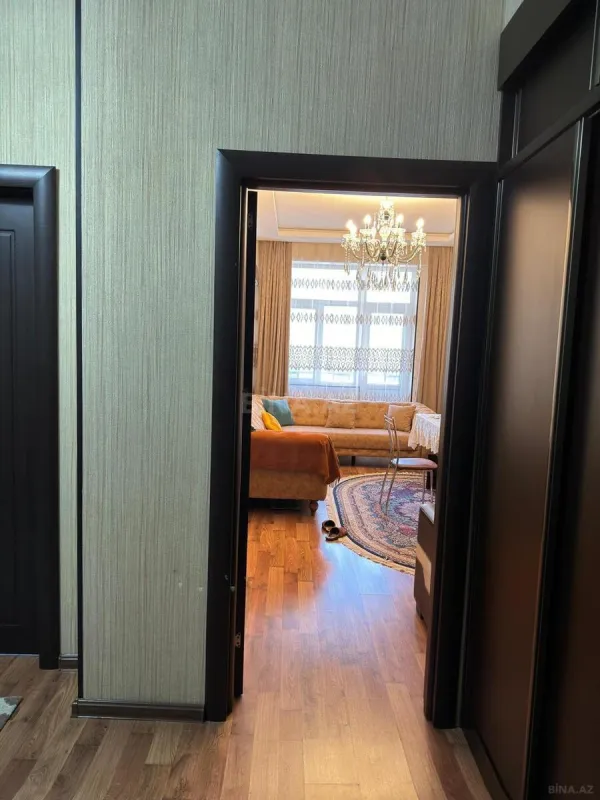 Satılır 2 otaqlı mənzil 90 m²