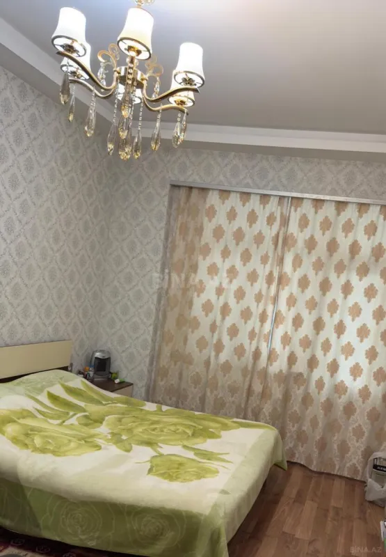 Satılır 2 otaqlı mənzil 90 m²