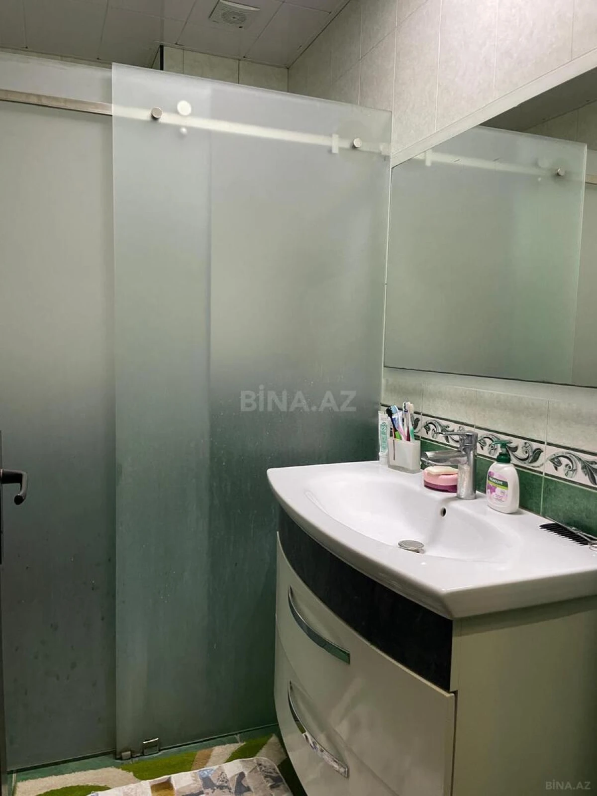 Satılır 2 otaqlı mənzil 90 m²