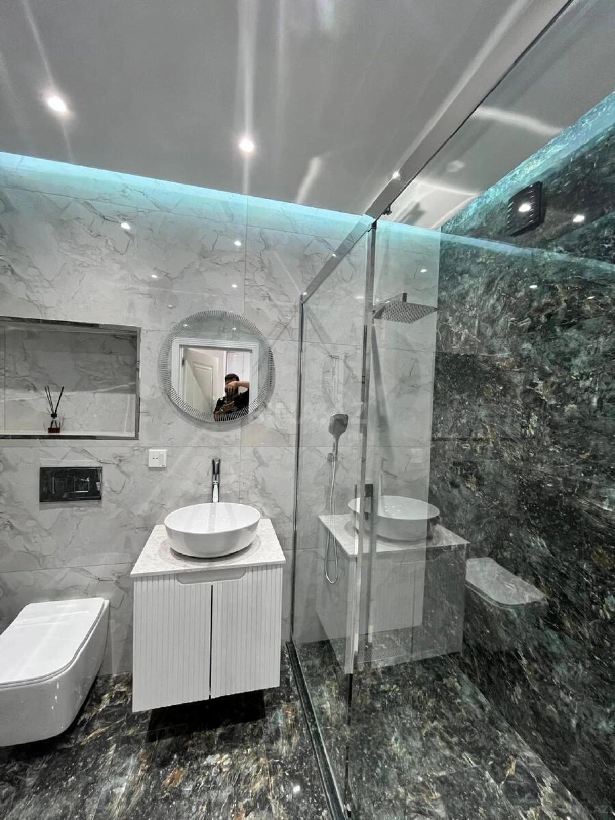 Satılır 2 otaqlı mənzil 60 m²