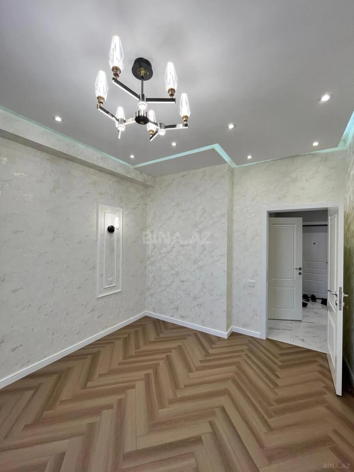 Satılır 2 otaqlı mənzil 60 m²