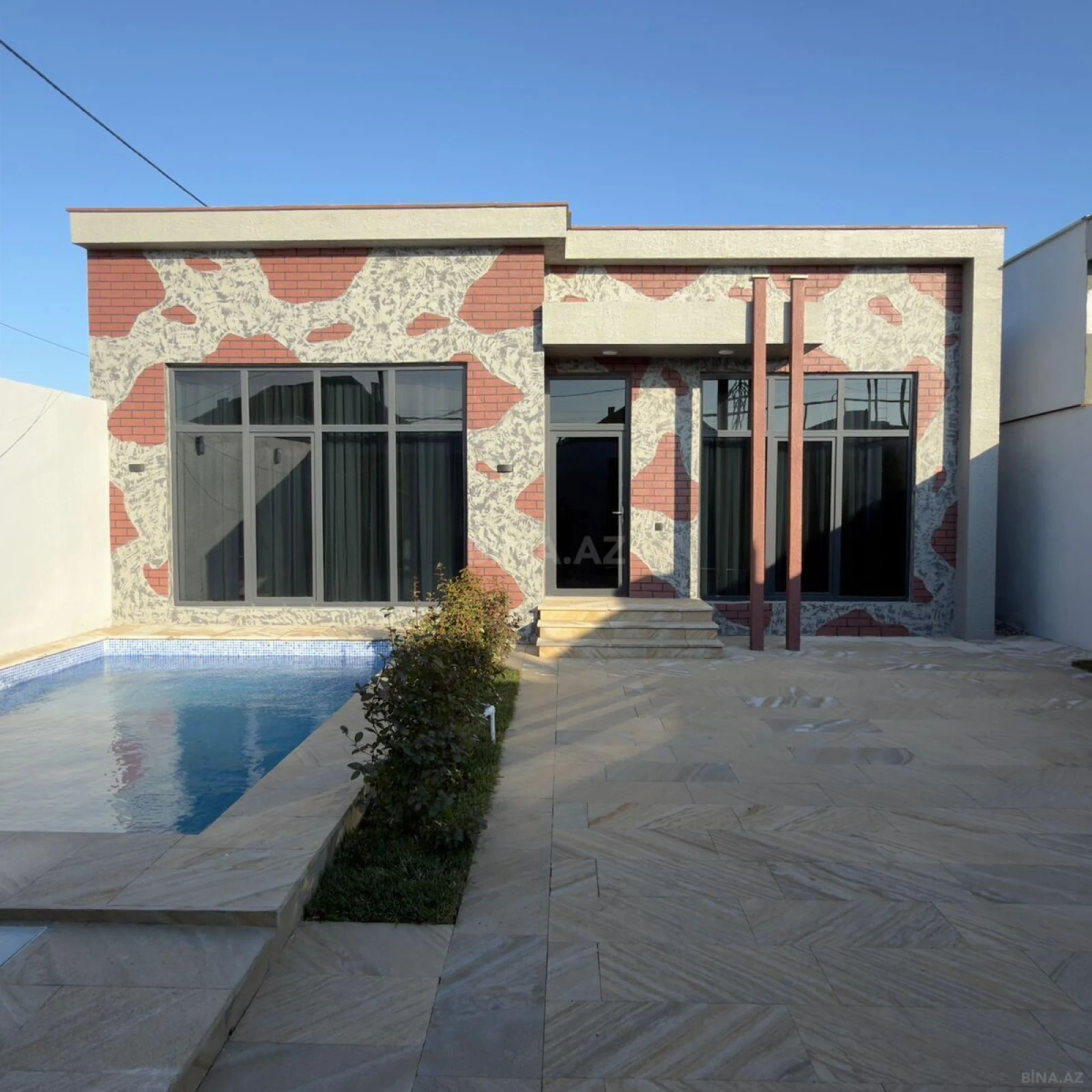 Satılır 4 otaqlı həyət evi 160 m²