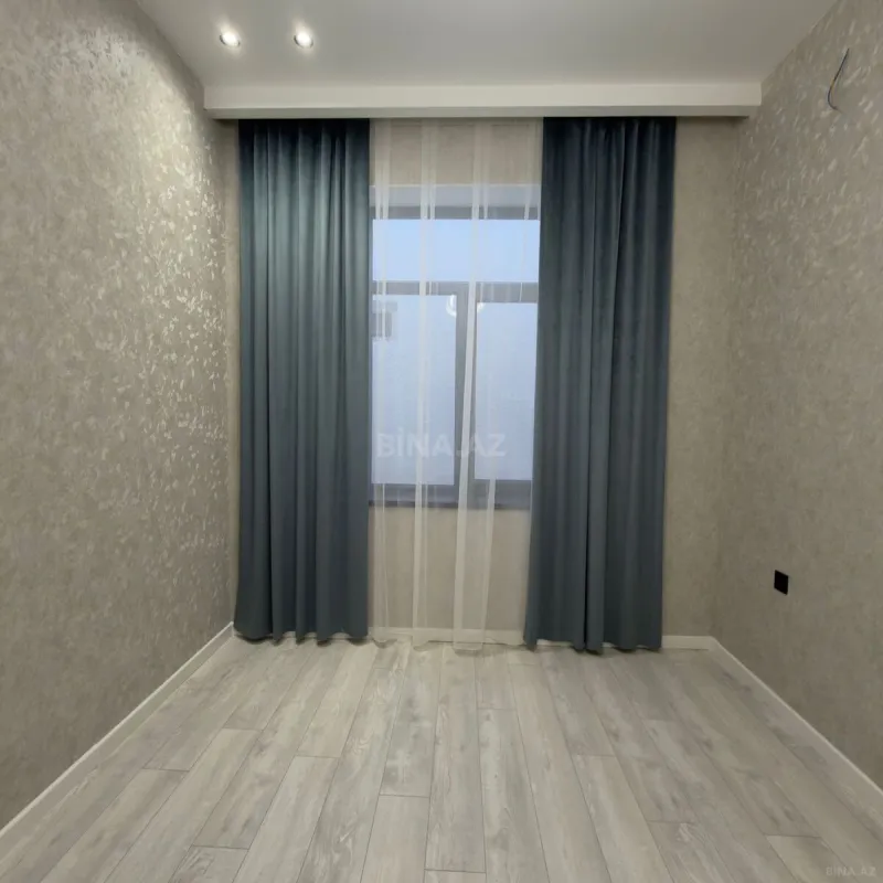 Satılır 4 otaqlı həyət evi 160 m²