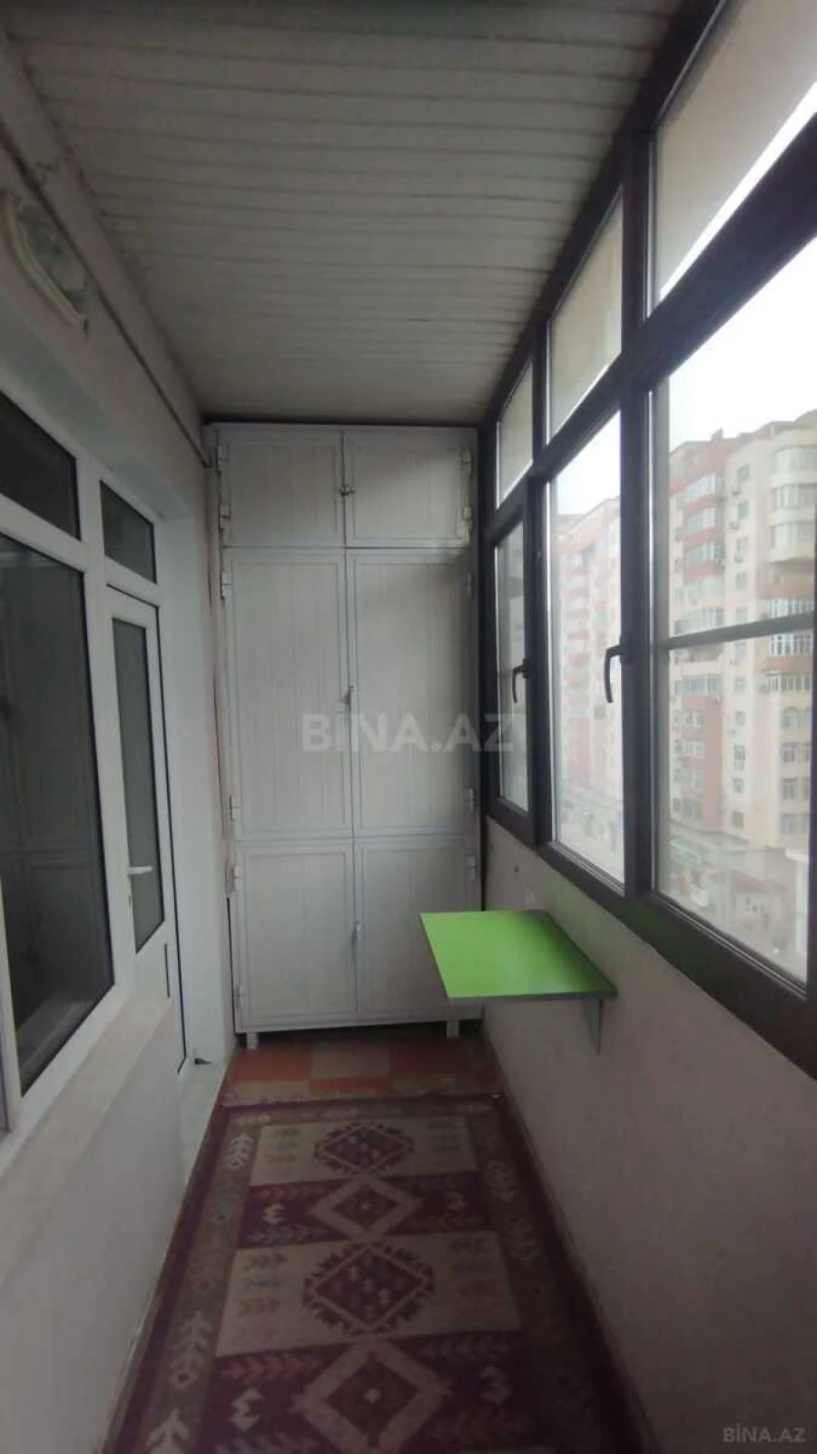 Satılır 2 otaqlı mənzil 65 m²