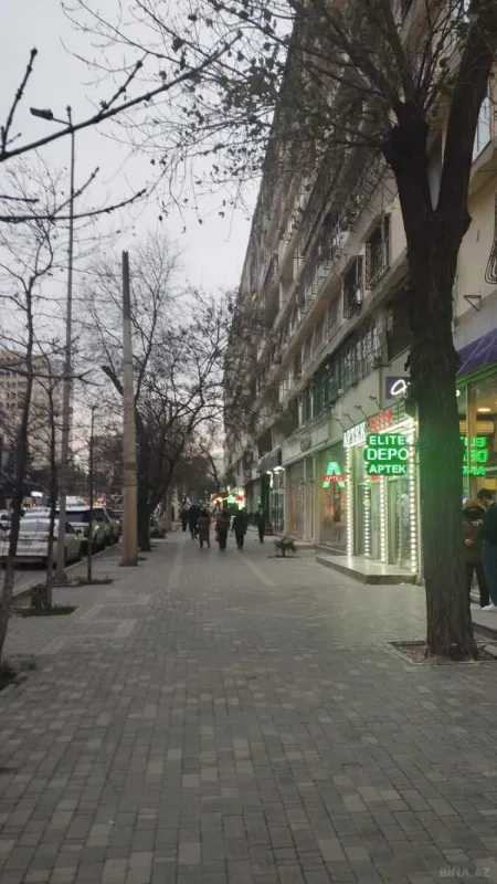 Satılır 2 otaqlı mənzil 65 m²