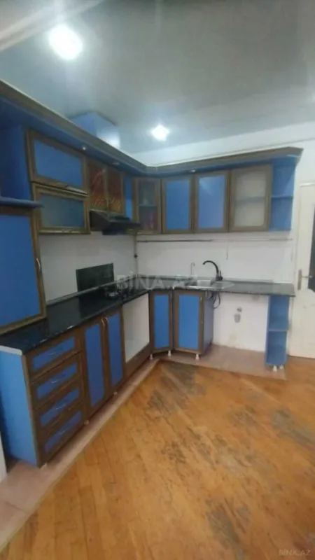 Satılır 2 otaqlı mənzil 65 m²