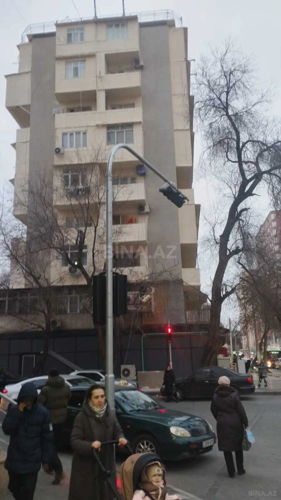 Satılır 2 otaqlı mənzil 65 m²