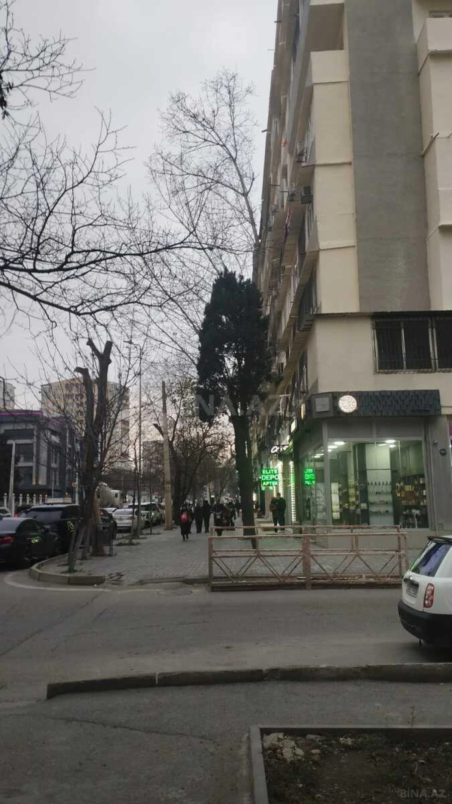 Satılır 2 otaqlı mənzil 65 m²