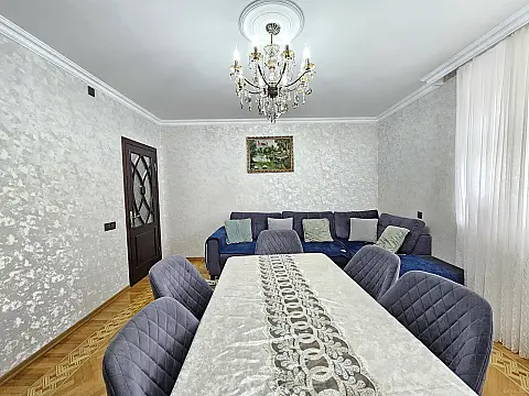 Satılır 3 otaqlı mənzil 65 m²