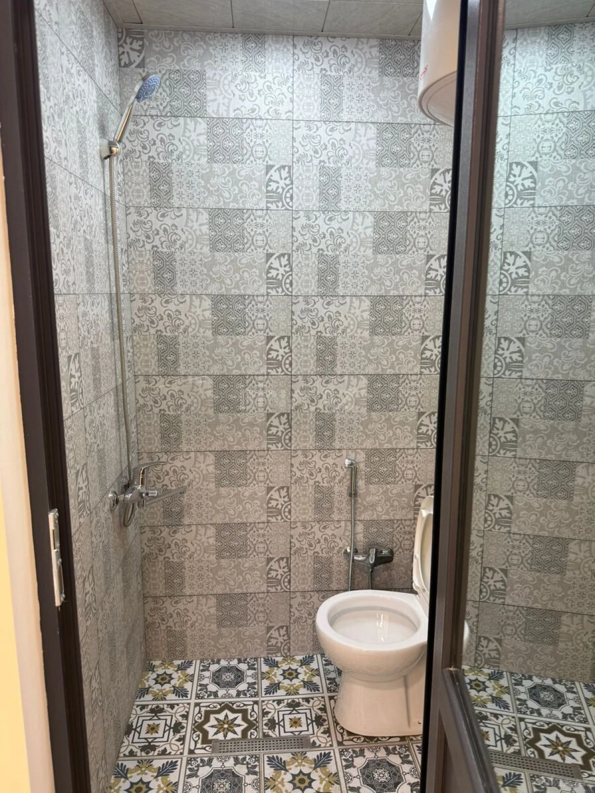 Kirayə verilir 1 otaqlı ofis 36 m²