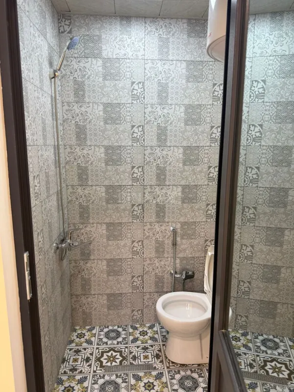 Kirayə verilir 1 otaqlı ofis 36 m²