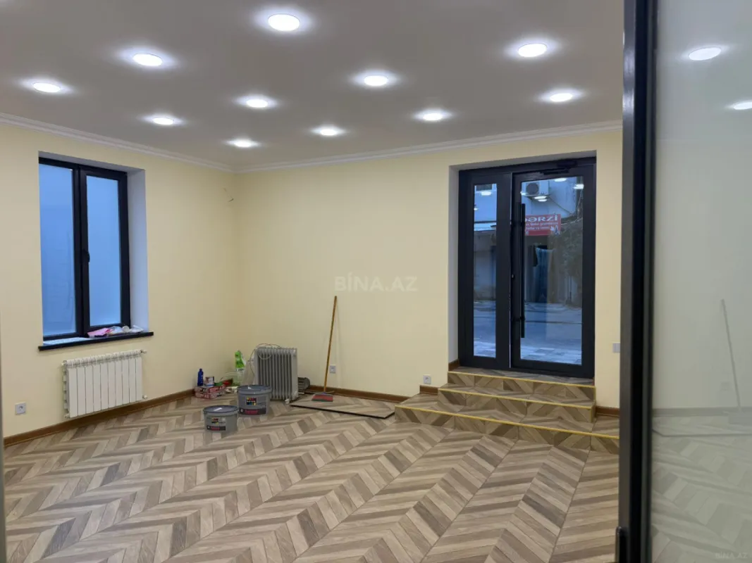 Kirayə verilir 1 otaqlı ofis 36 m²