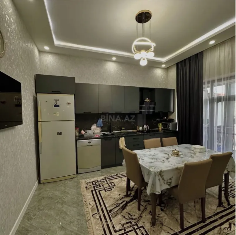Satılır 4 otaqlı həyət evi 170 m²
