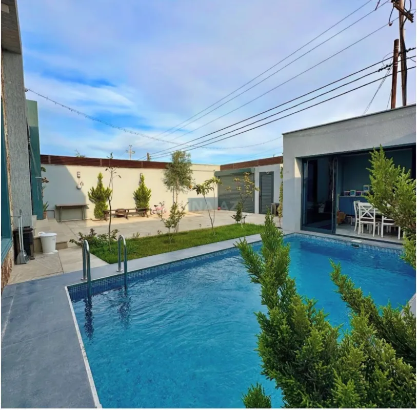 Satılır 4 otaqlı həyət evi 170 m²