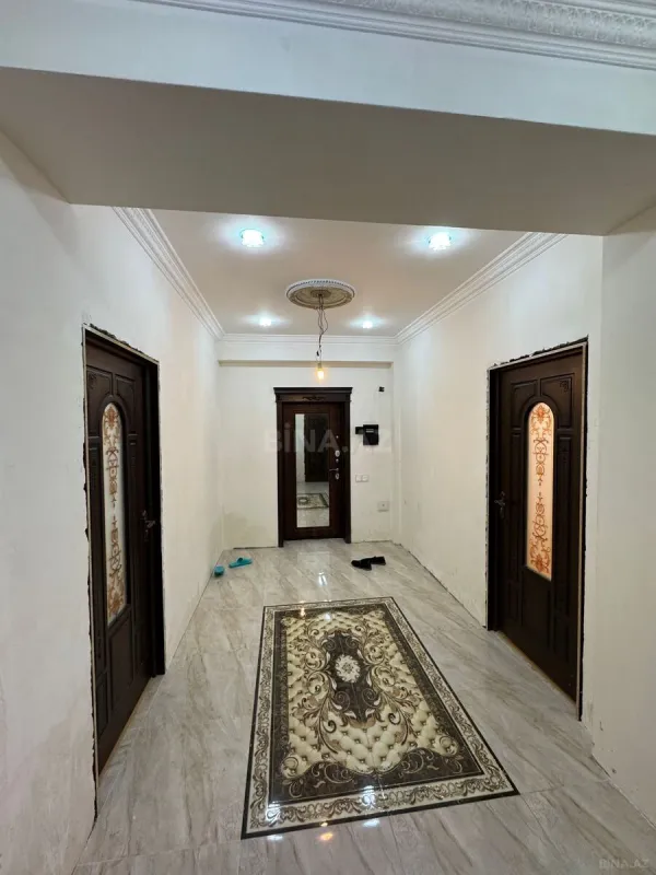 Satılır 3 otaqlı mənzil 120 m²