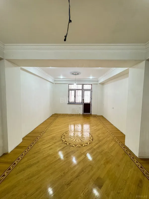 Satılır 3 otaqlı mənzil 120 m²