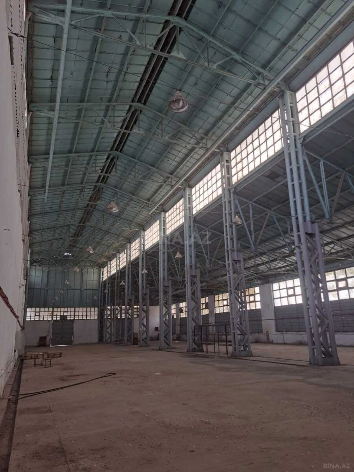 Kirayə verilir obyekt 1800 m²