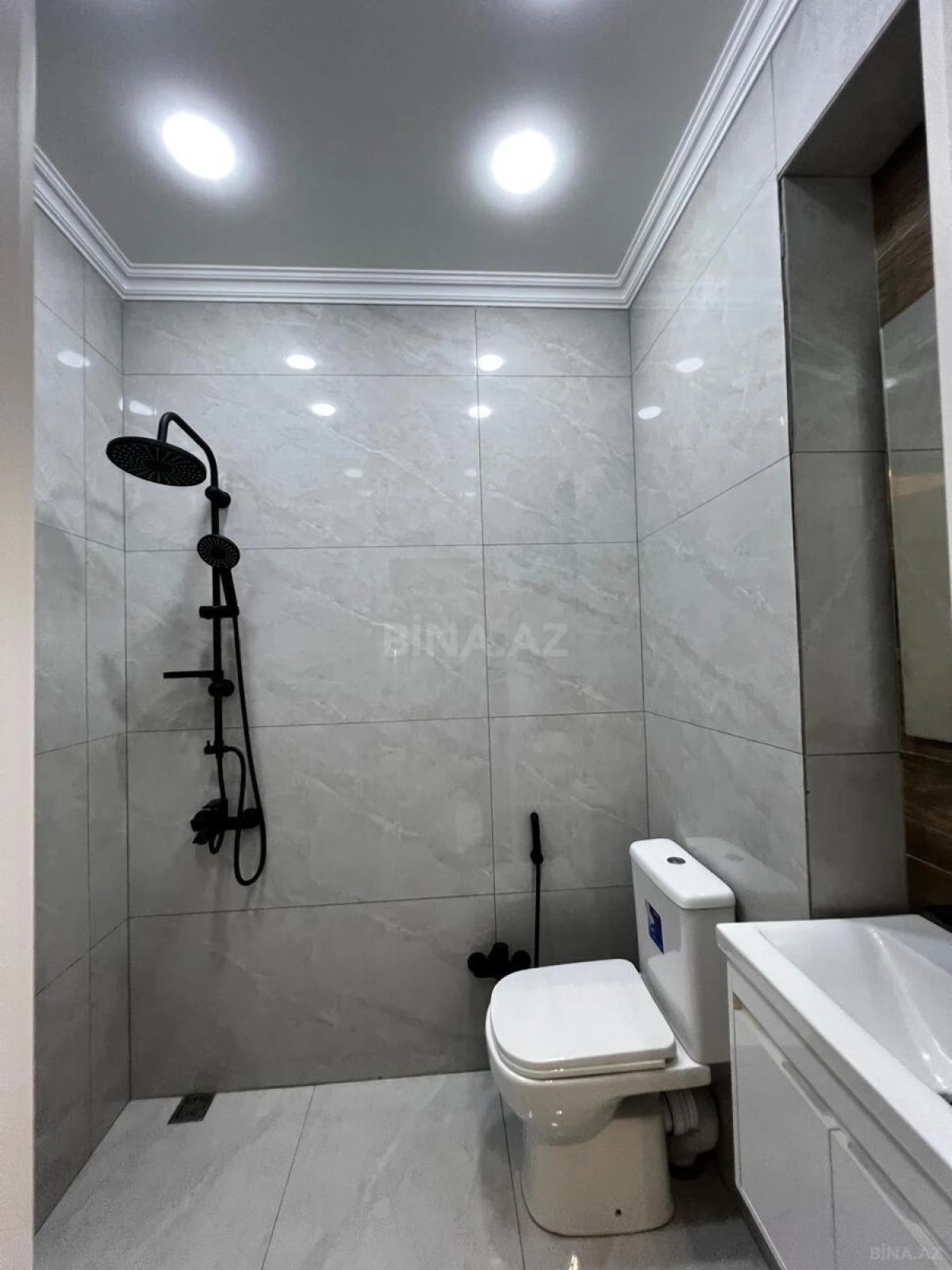 Satılır 2 otaqlı mənzil 38 m²