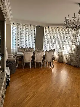 Satılır 4 otaqlı mənzil 218 m² — Bakı, Memar Əcəmi yanı 4 otaq 218.00 m²